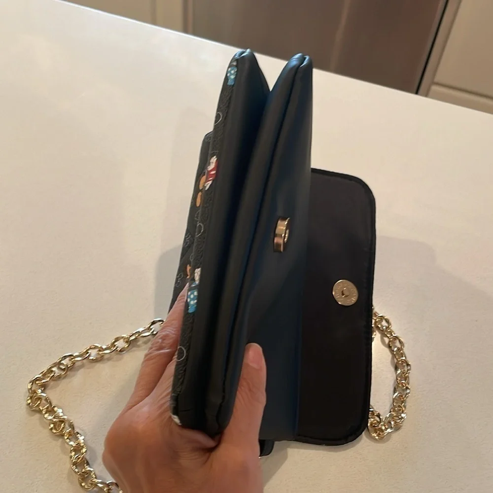 Disney Mickey and Minnie  black Crossbody/ clutch chain bag